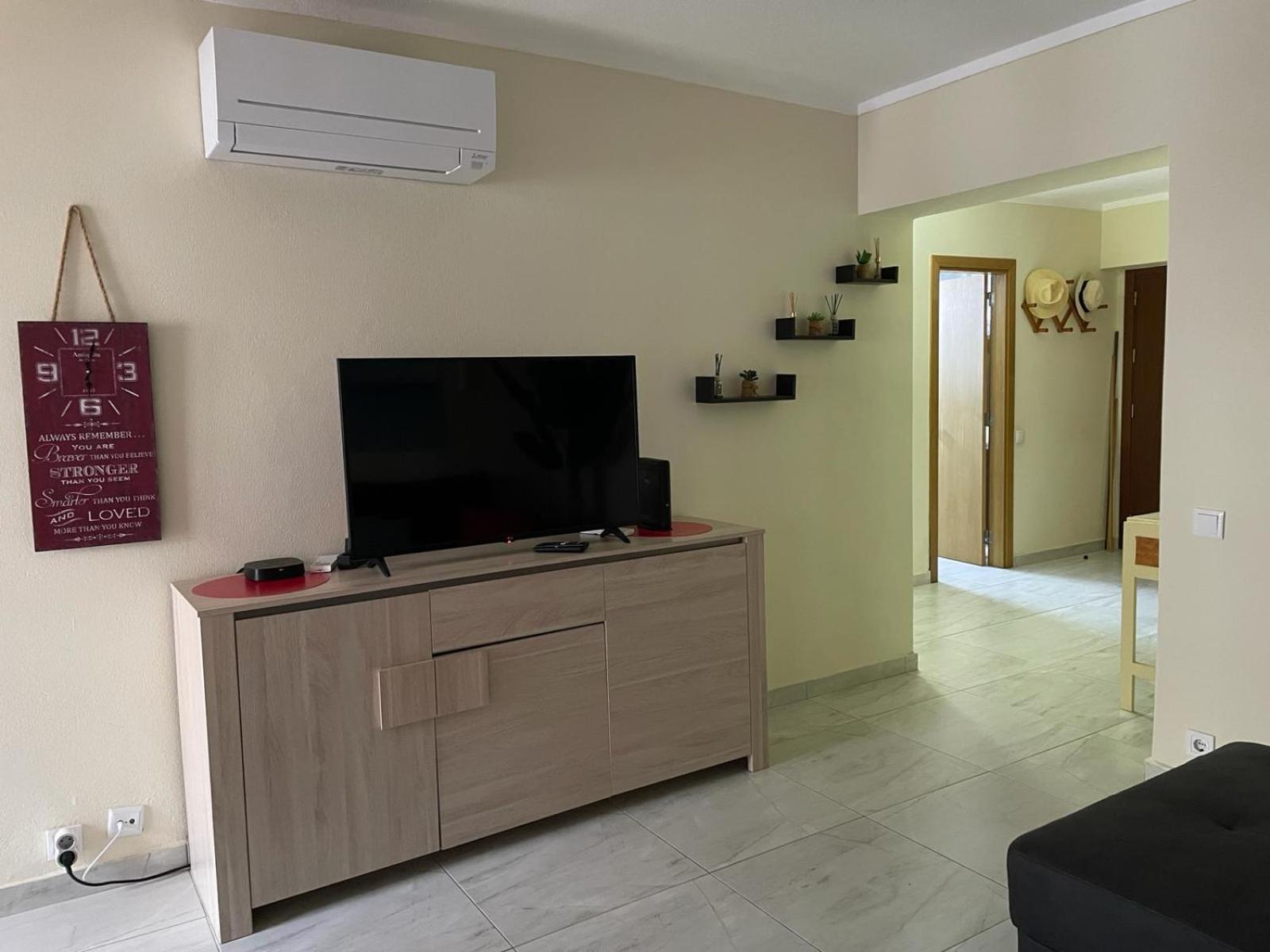 T2 With Pool, 300M From The Beach Portimao Exterior photo