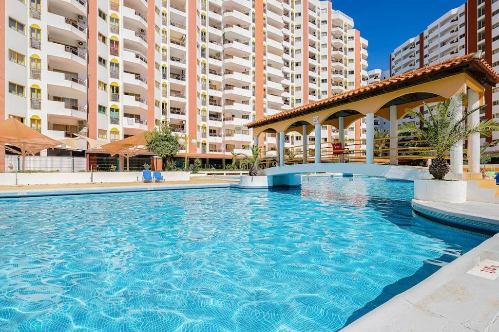 T2 With Pool, 300M From The Beach Portimao Exterior photo
